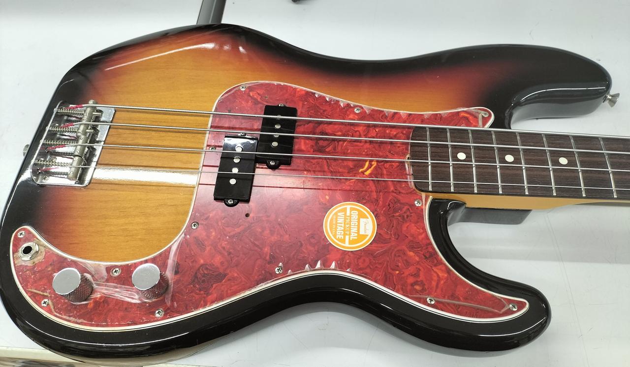 FENDER JAPAN 型番：PB62-70US 3TS エレキベース