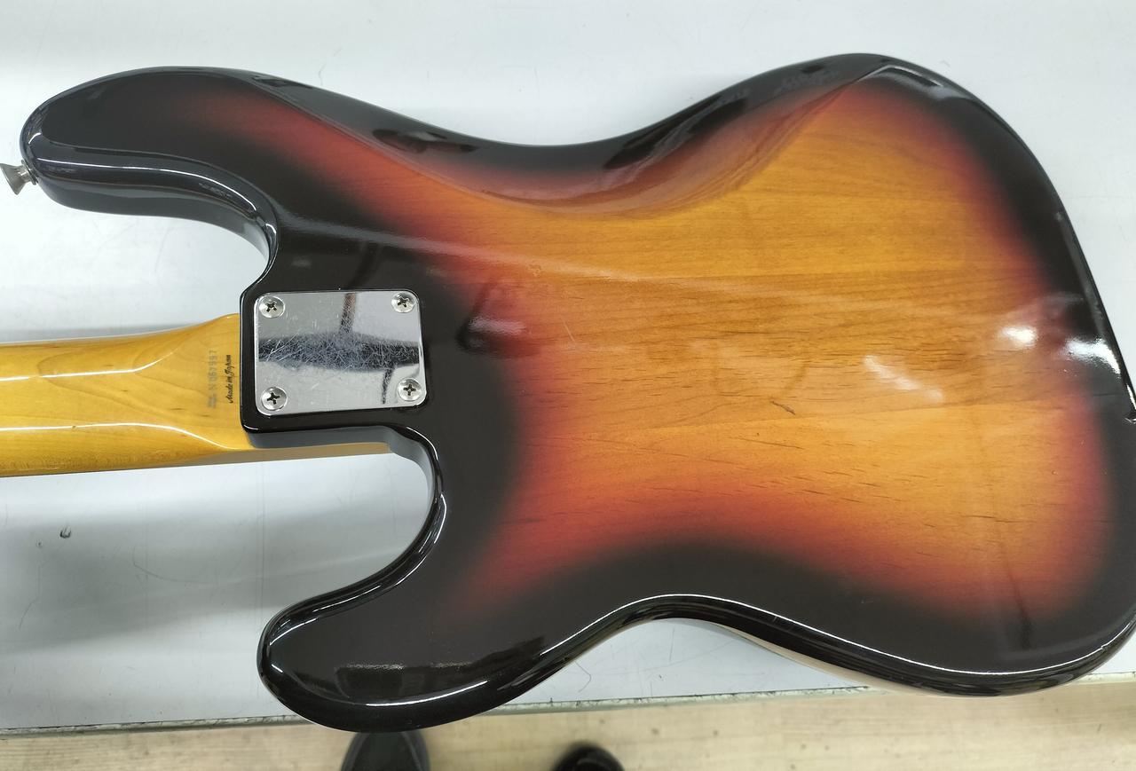 FENDER JAPAN 型番：PB62-70US 3TS エレキベース