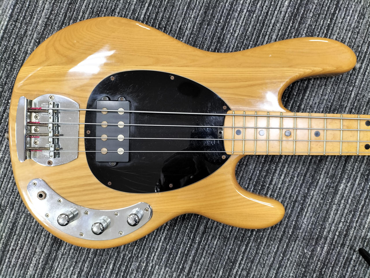 MUSIC MAN ERNIE BALL エレキベース アーニーボール(ERNIE BALL)|エレキベースその他|HARDOFFオフモール