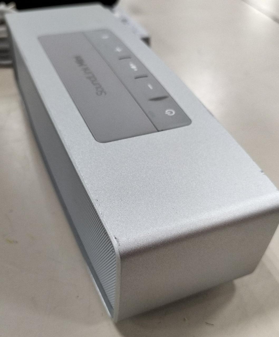 【ジャンク品】BOSE soundlink mini ケース付 付属品あり ジャンク品】BOSE soundlink mini ケース付 付属品あり