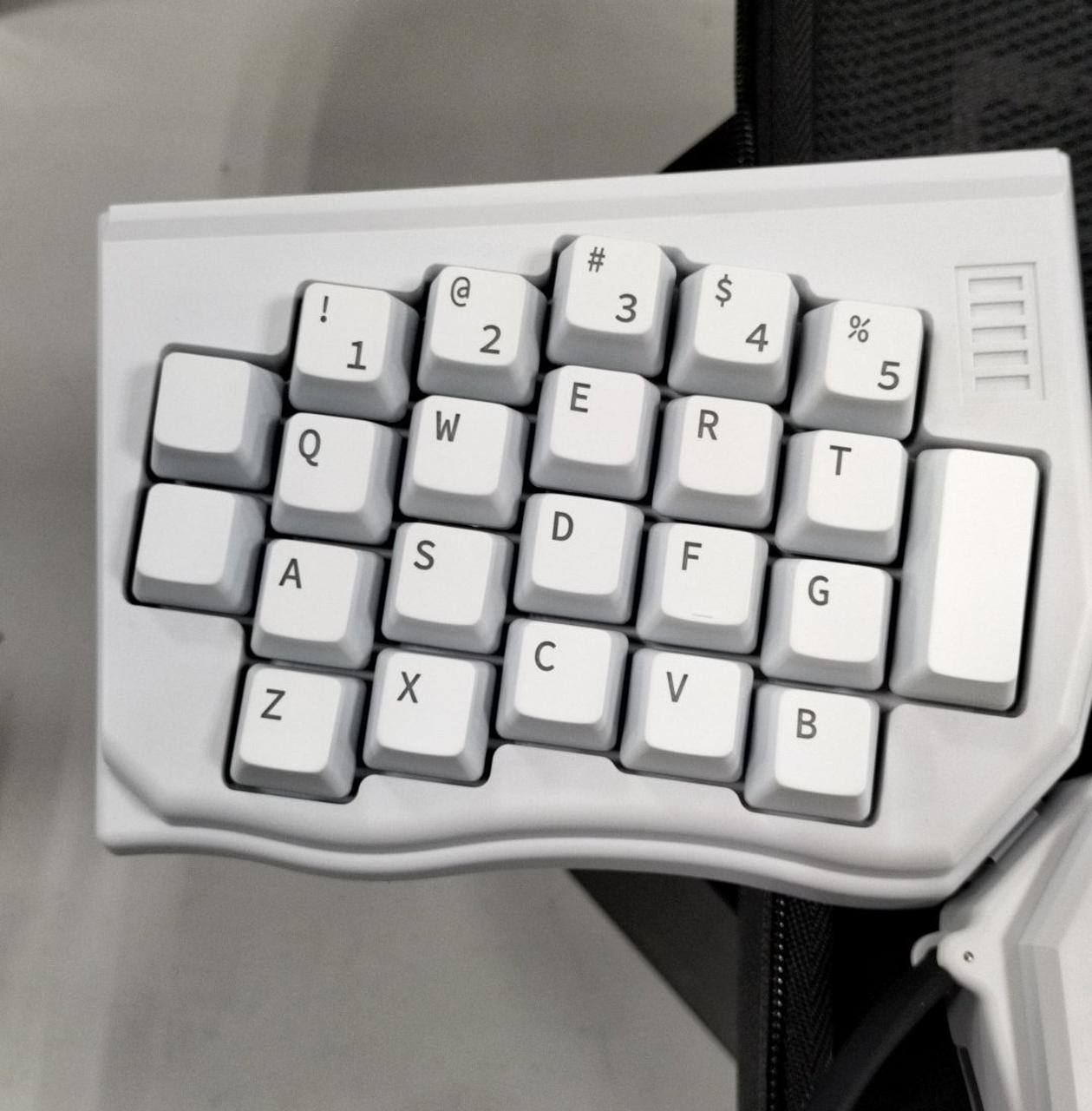 DOTBRAVO|変形キーボード|HARDOFFオフモール（オフモ）|2013760000025335