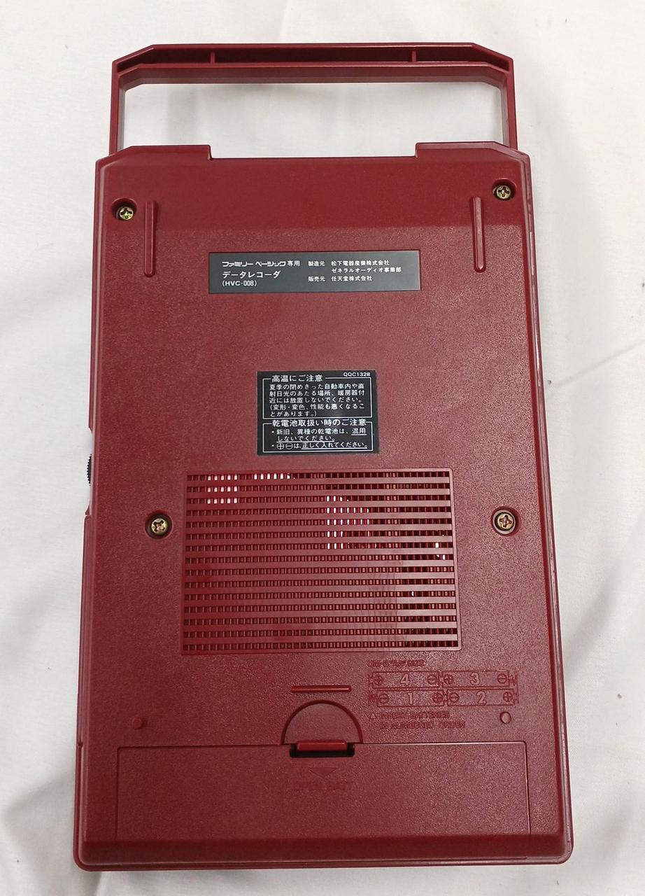 希少　ファミリーベーシック　データレコーダHVC-007とHVC-008のセット HVC-008 sold out なかなかレアなやつです。 Nintendo