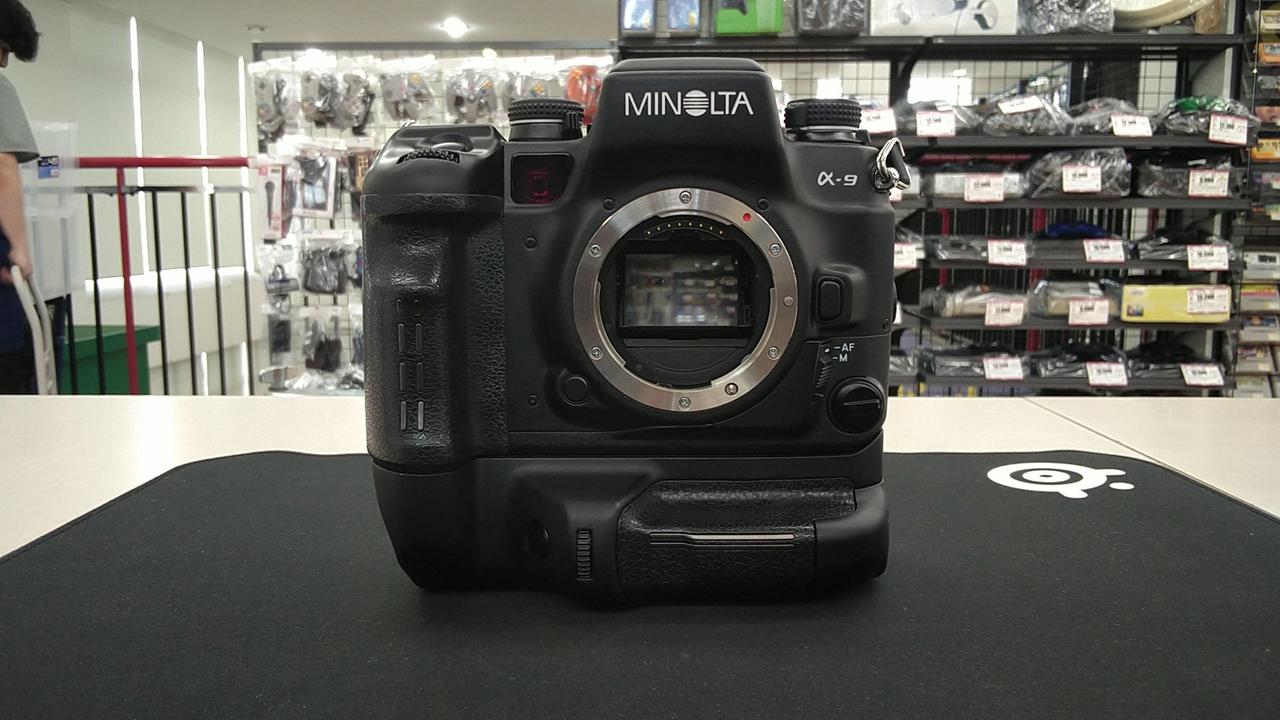 ミノルタ　　一眼レフカメラ 箱付き ミノルタ（MINOLTA）The Camera TC-1 高級コンパクトフィルム