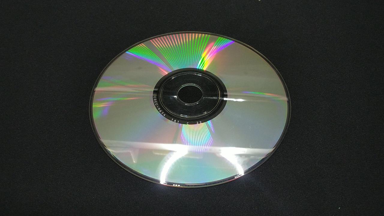 ディスク2、キズ汚れ