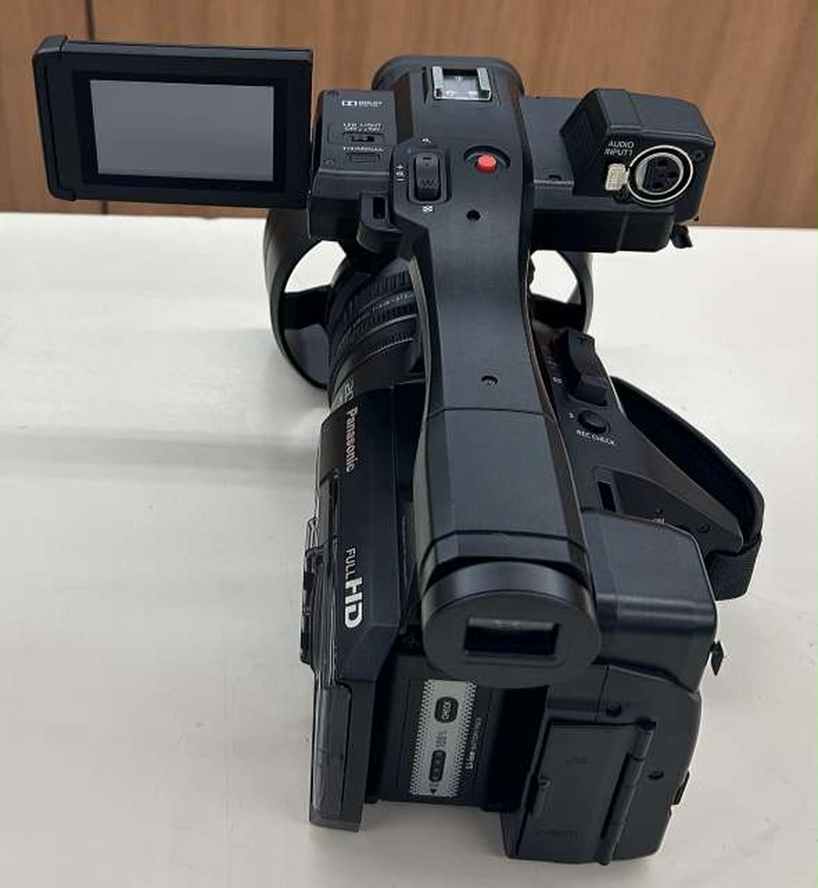 パナソニック Panasonic AG-AC30 ビデオカメラ【中古】 パナソニック(PANASONIC)|カメラレコーダー AG-AC30|HARDOFFオフ