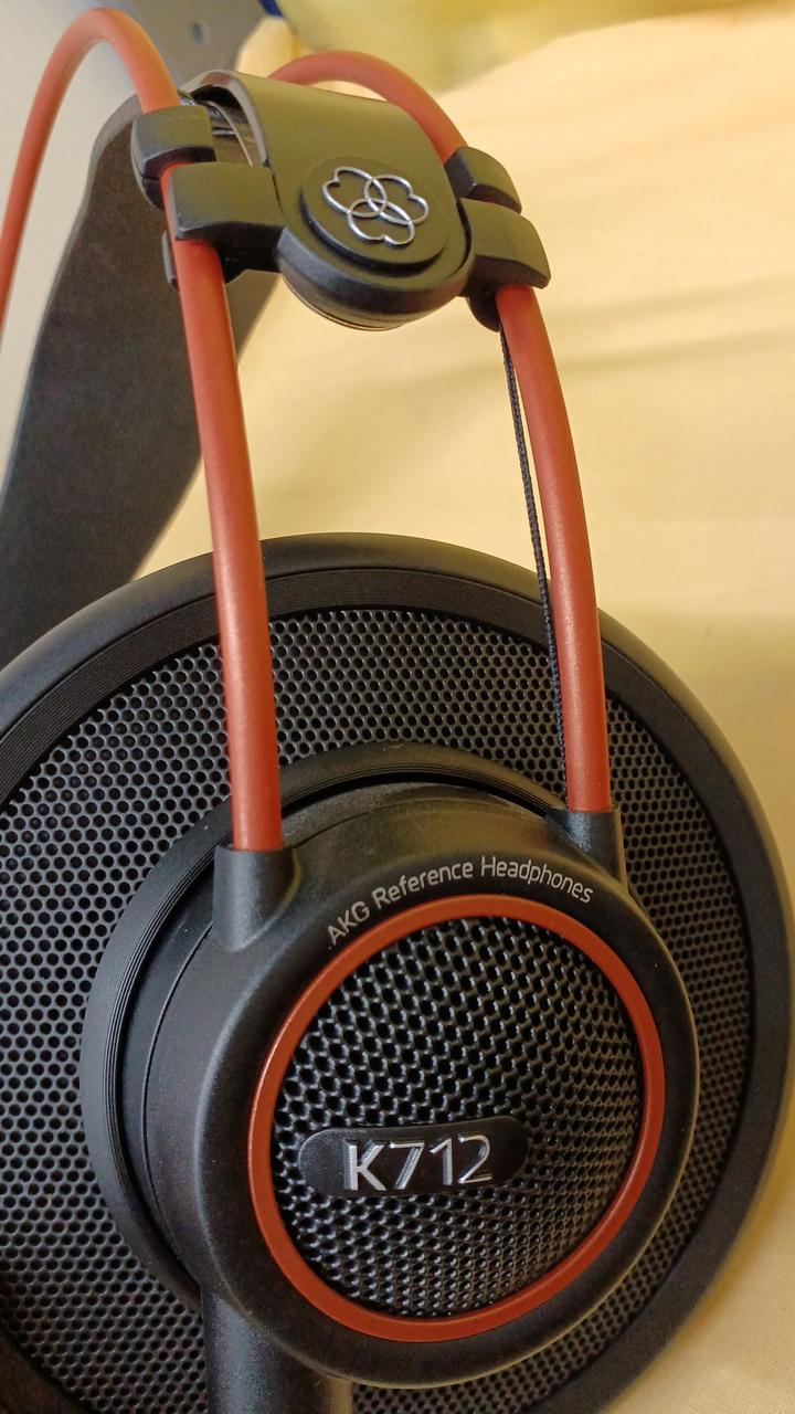 AKG K712 PRO 有線ヘッドホン K712 PRO | Reference studio headphones