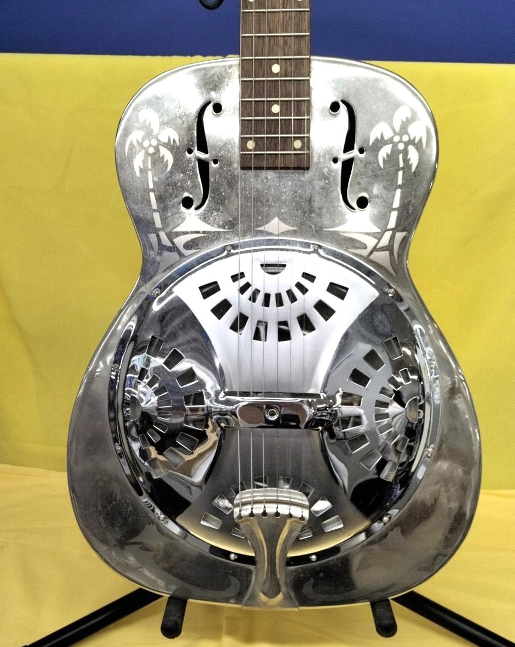 Dobro (ドブロ・リゾネーターギター) ハードケース付き Dobro (ドブロ・リゾネーターギター) ハードケース付き - メルカリ