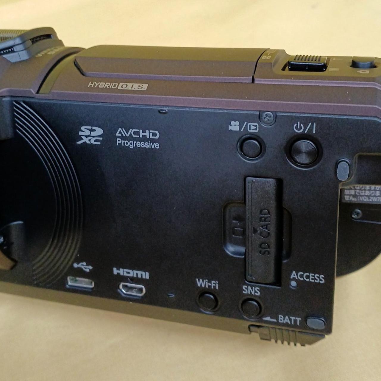 PanasonicVDR-D301-Sビデオカメラ フルセットほぼ新品a2572 パナソニック】デジタルビデオカメラ新製品 2機種を発売