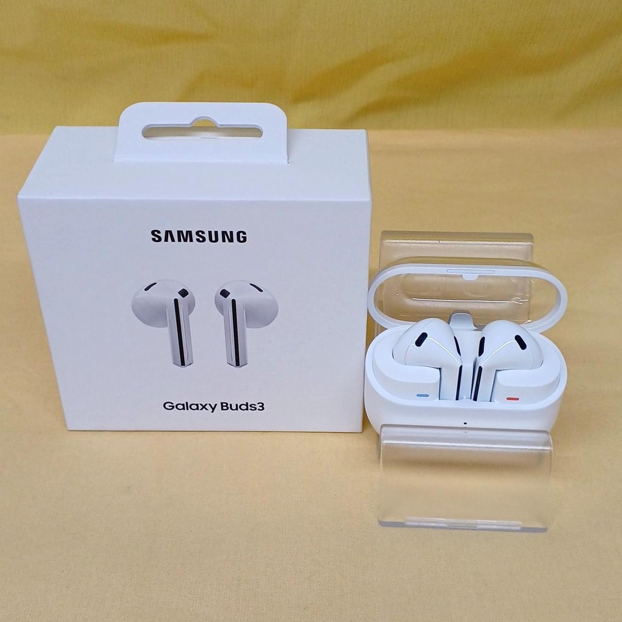 未開封　Samsung Galaxy Buds3 ホワイト 本体 新品・未開封】Samsung Galaxy Buds3 ホワイト - メルカリ