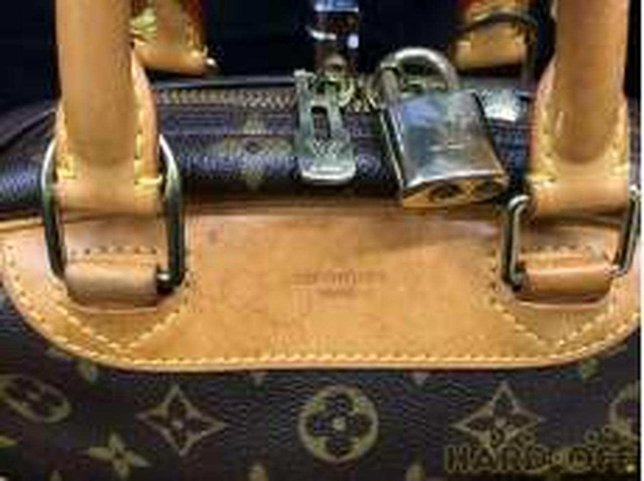 正面側　ヌメ革部分汚れあり