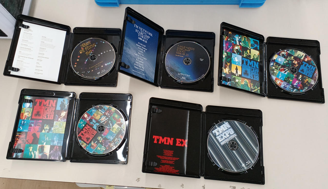TM NETWORK THE VIDEOS1984-1994完全限定版 Amazon.co.jp: TM NETWORK THE VIDEOS 1984-1994(完全生産限定盤