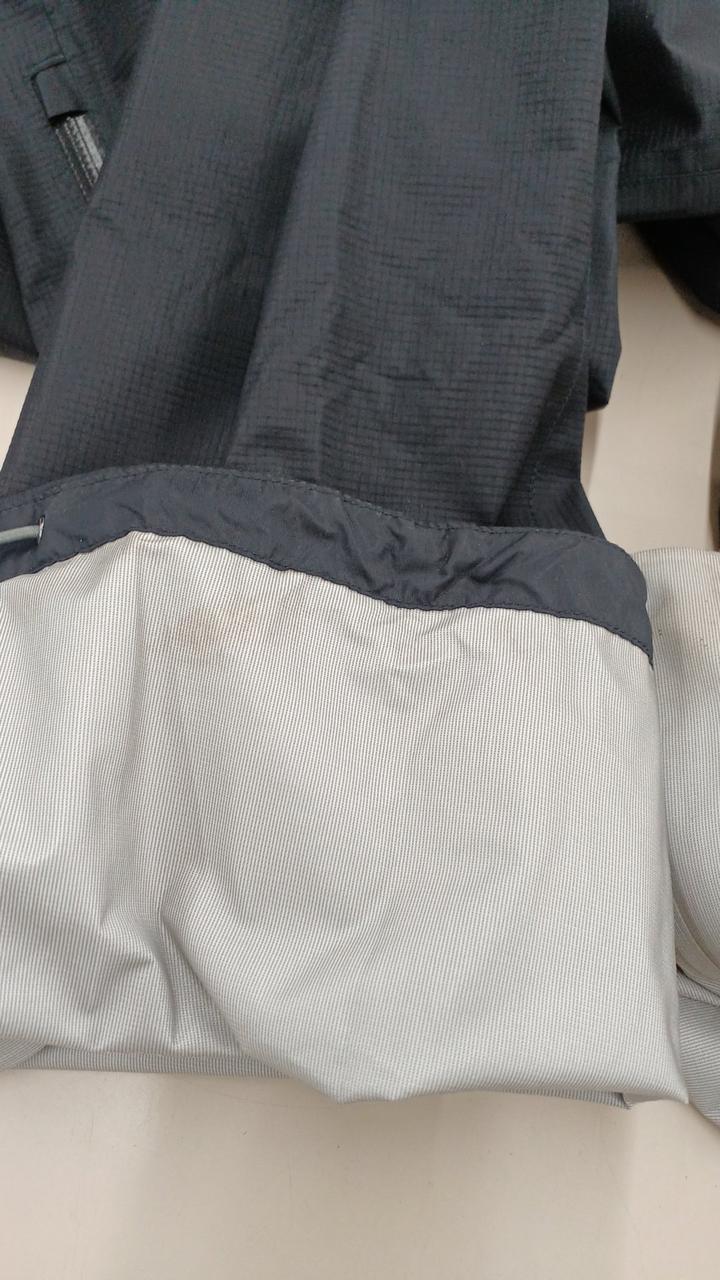 裏側　シミあり