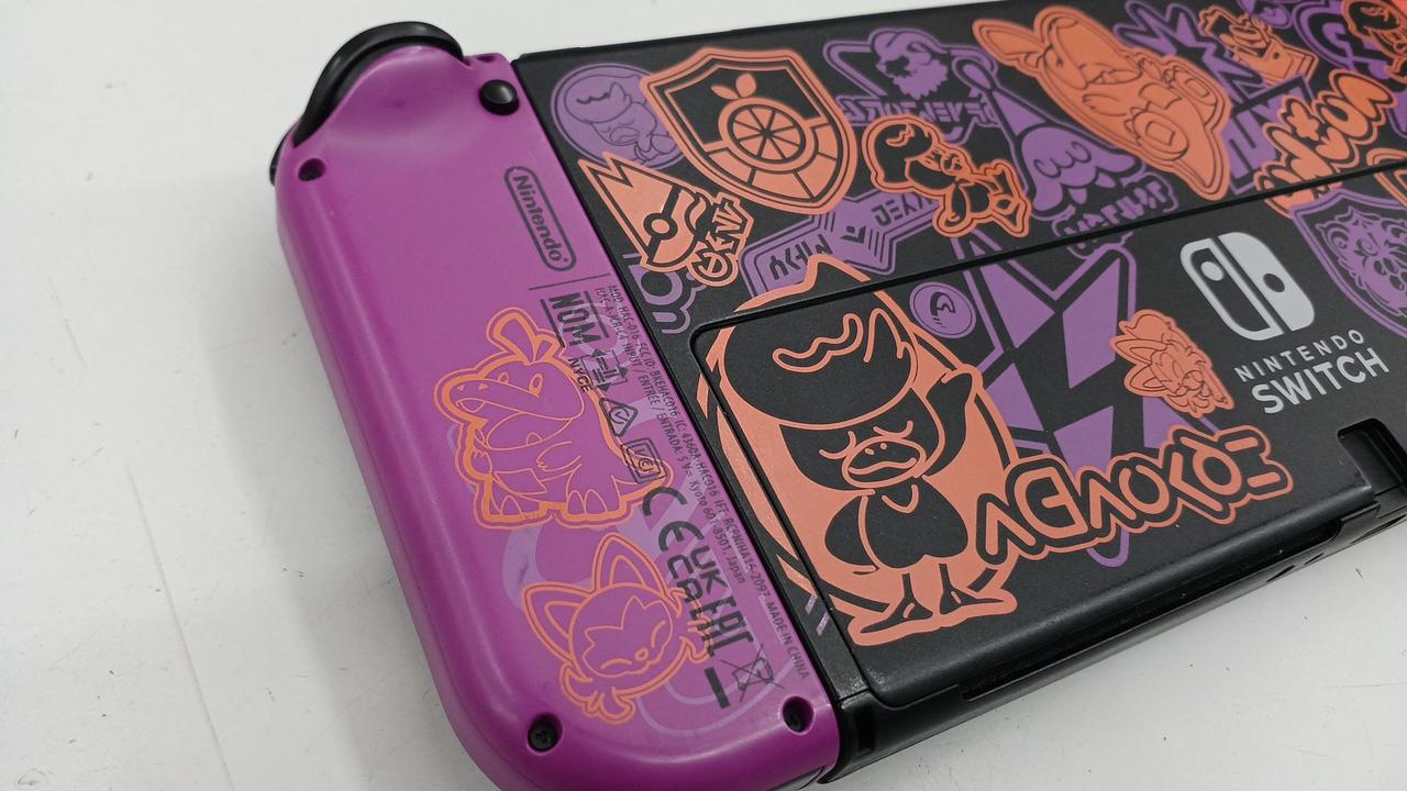 ニンテンドウ(NINTENDO)|SWITCH有機EL スカーレット