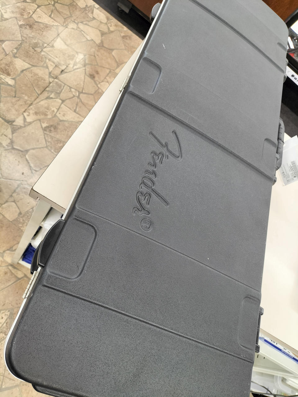 Fender American Standard ハードケース付き Fender American Standard