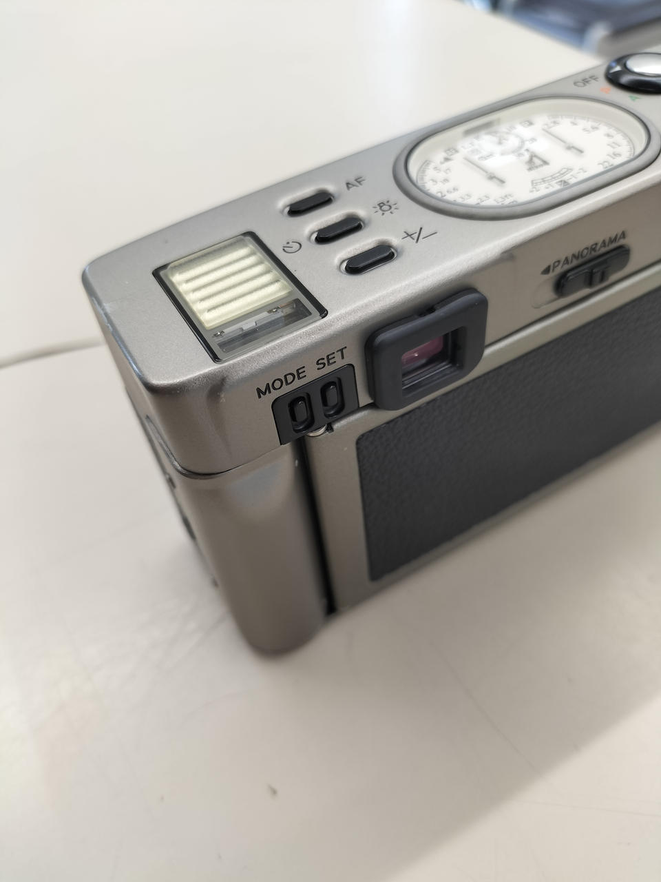 Nikon 35Ti フィルムカメラ シルバー ケース付き　ジャンク扱い Yahoo!オークション - ジャンク フィルムカメラ Nikon 35Ti