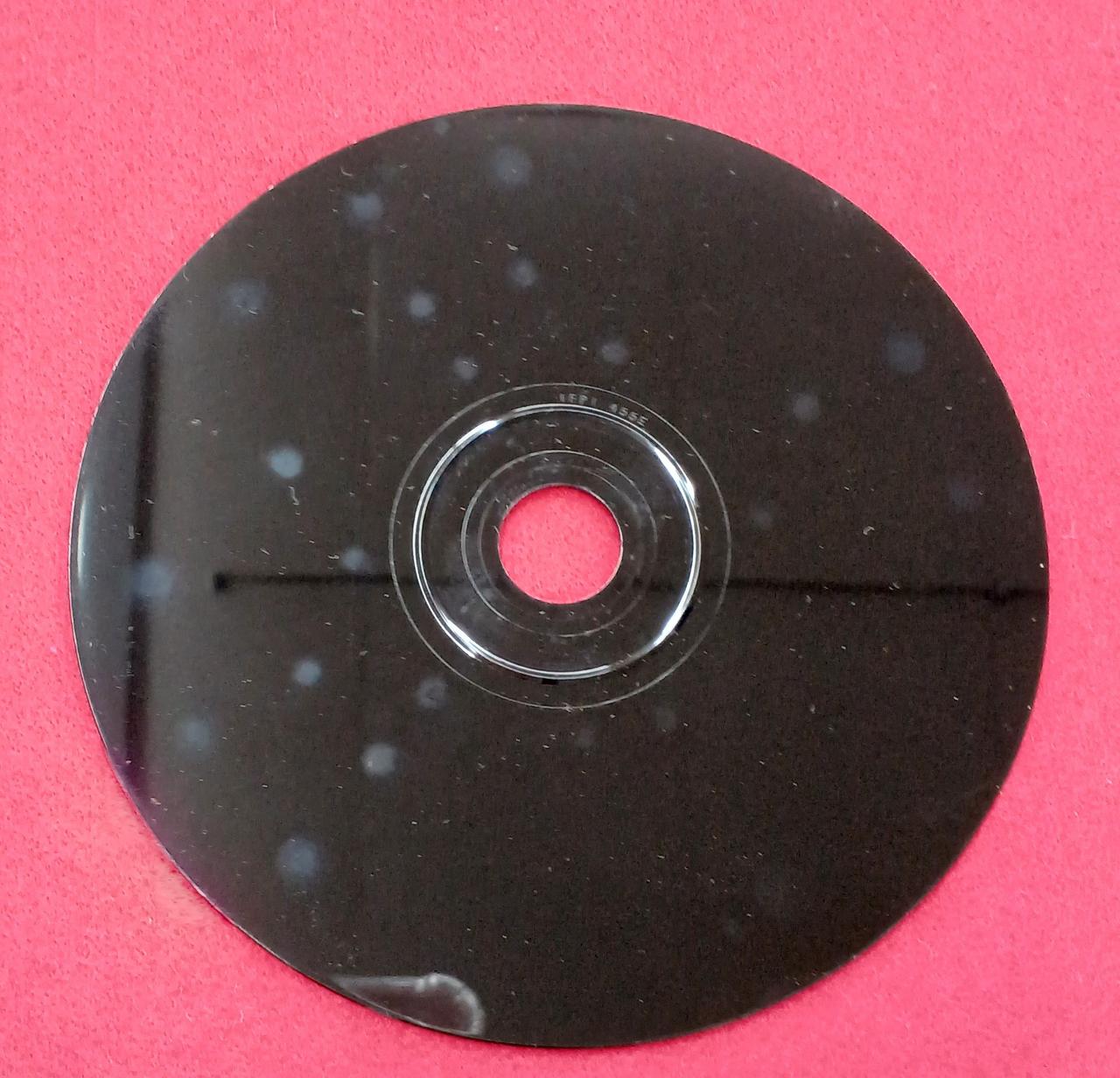 斑点あります。