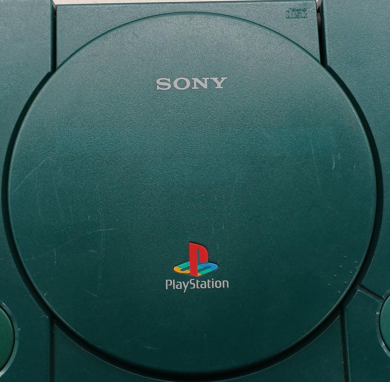 キズ有ります。