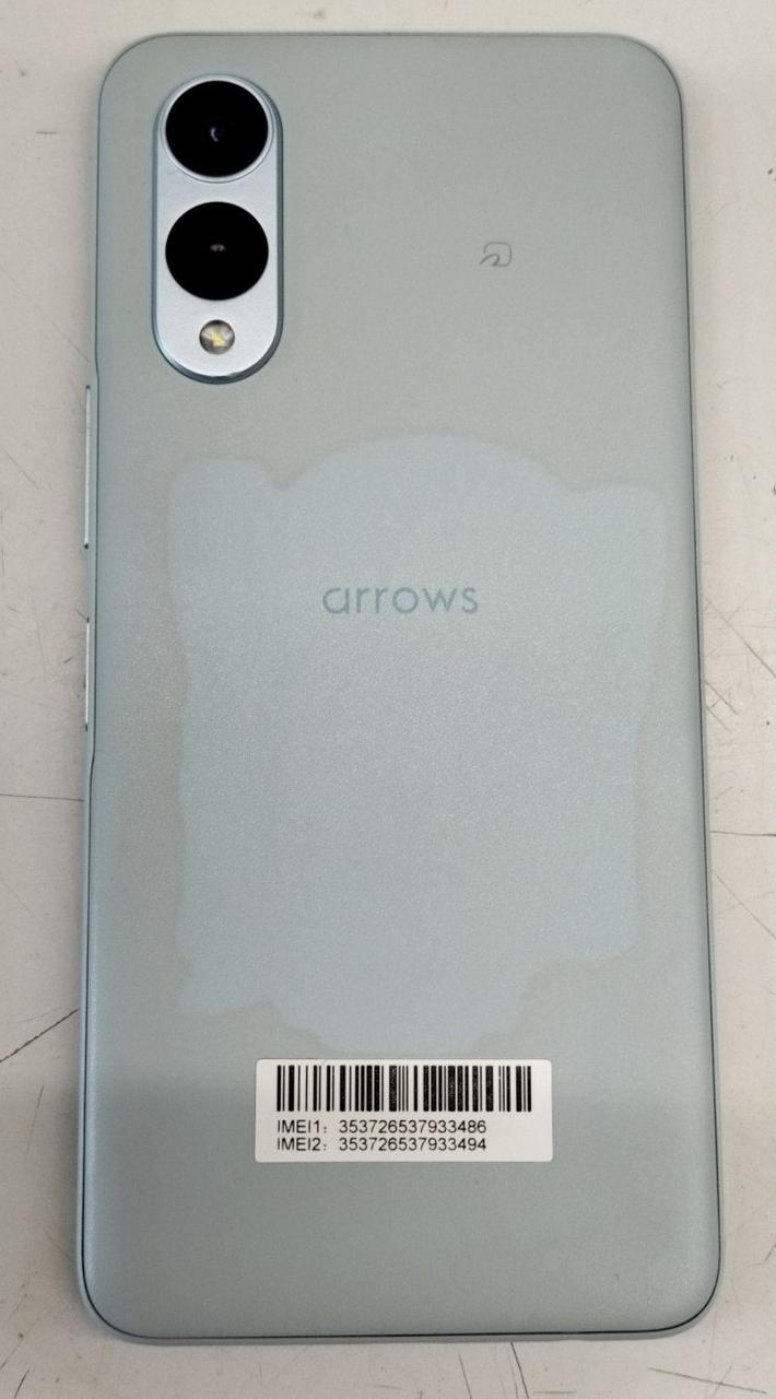 裏面シール剥がしと変色あり