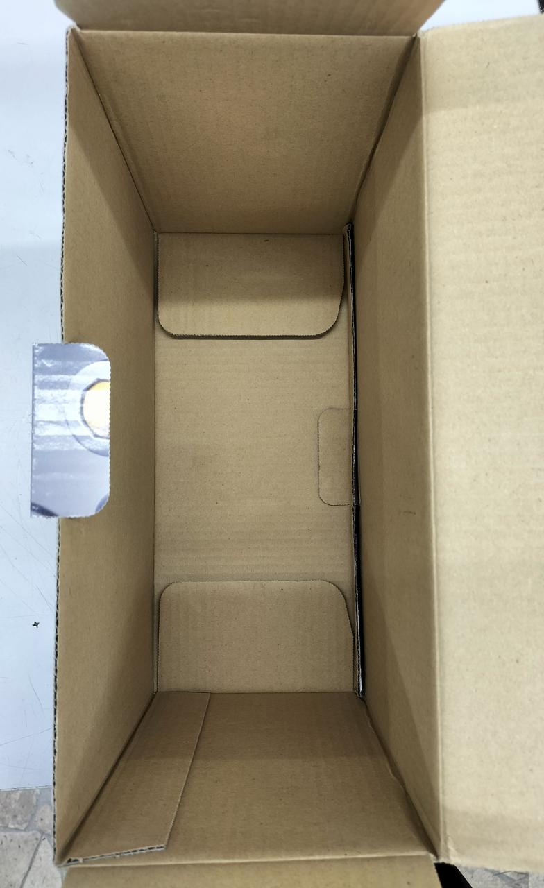 内部仕切り無し