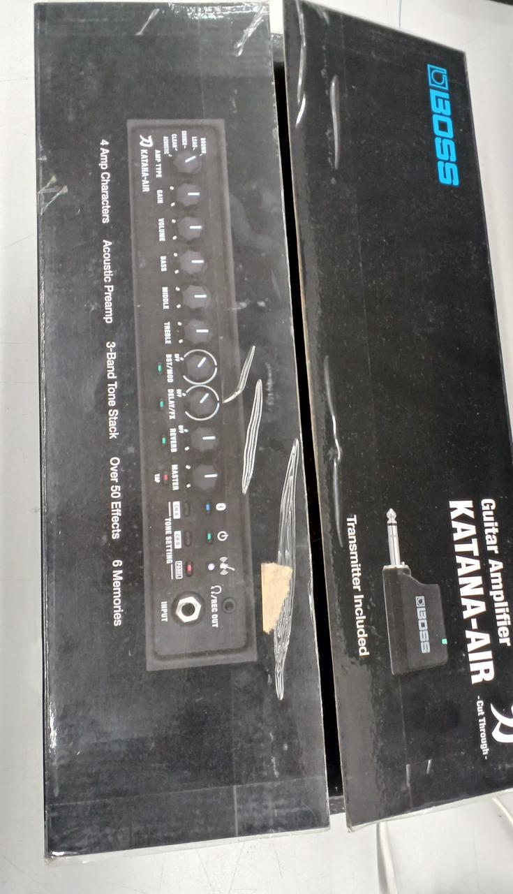 テープ剥がし跡あり、内部仕切り欠品