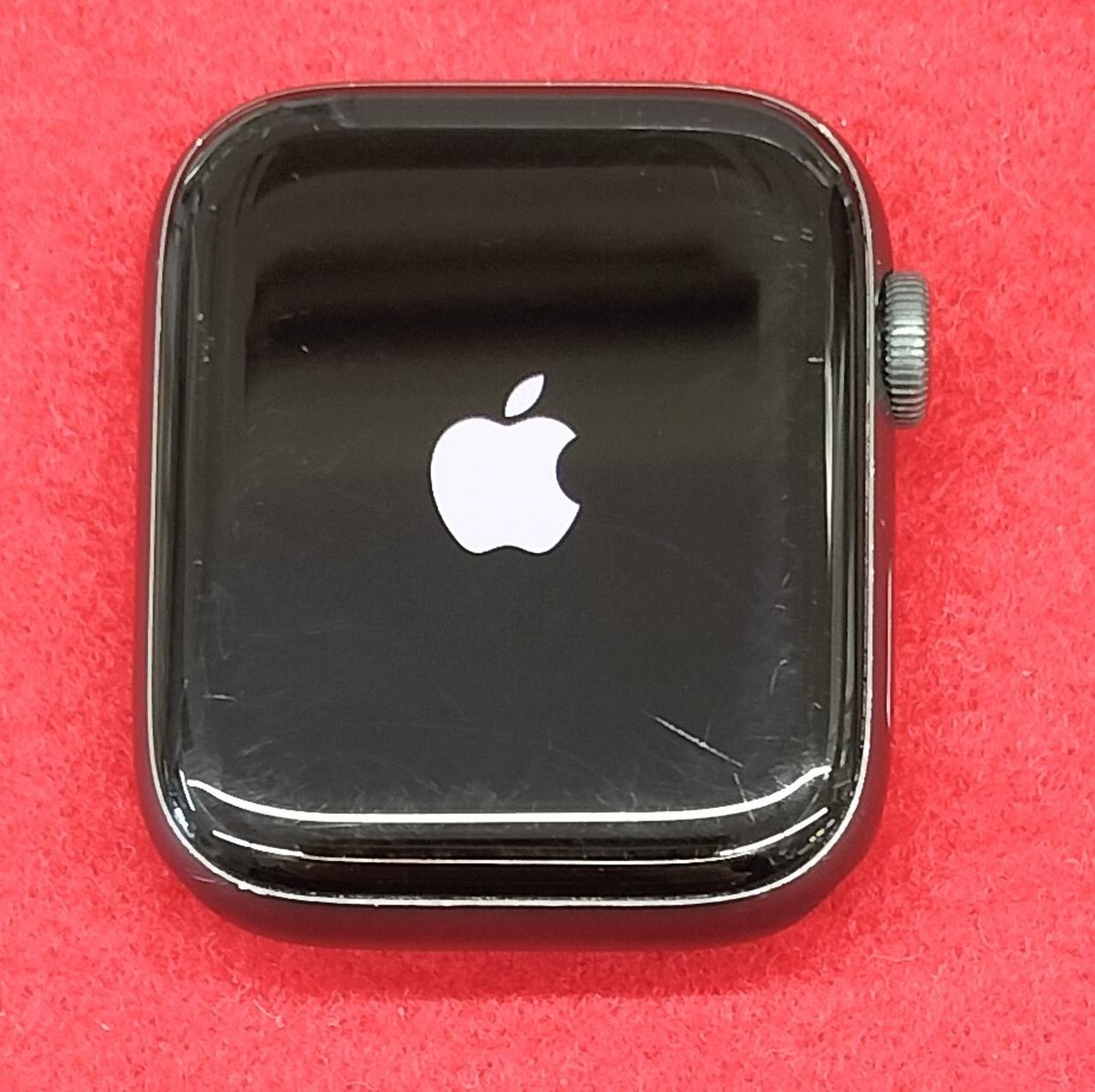 キズあります。