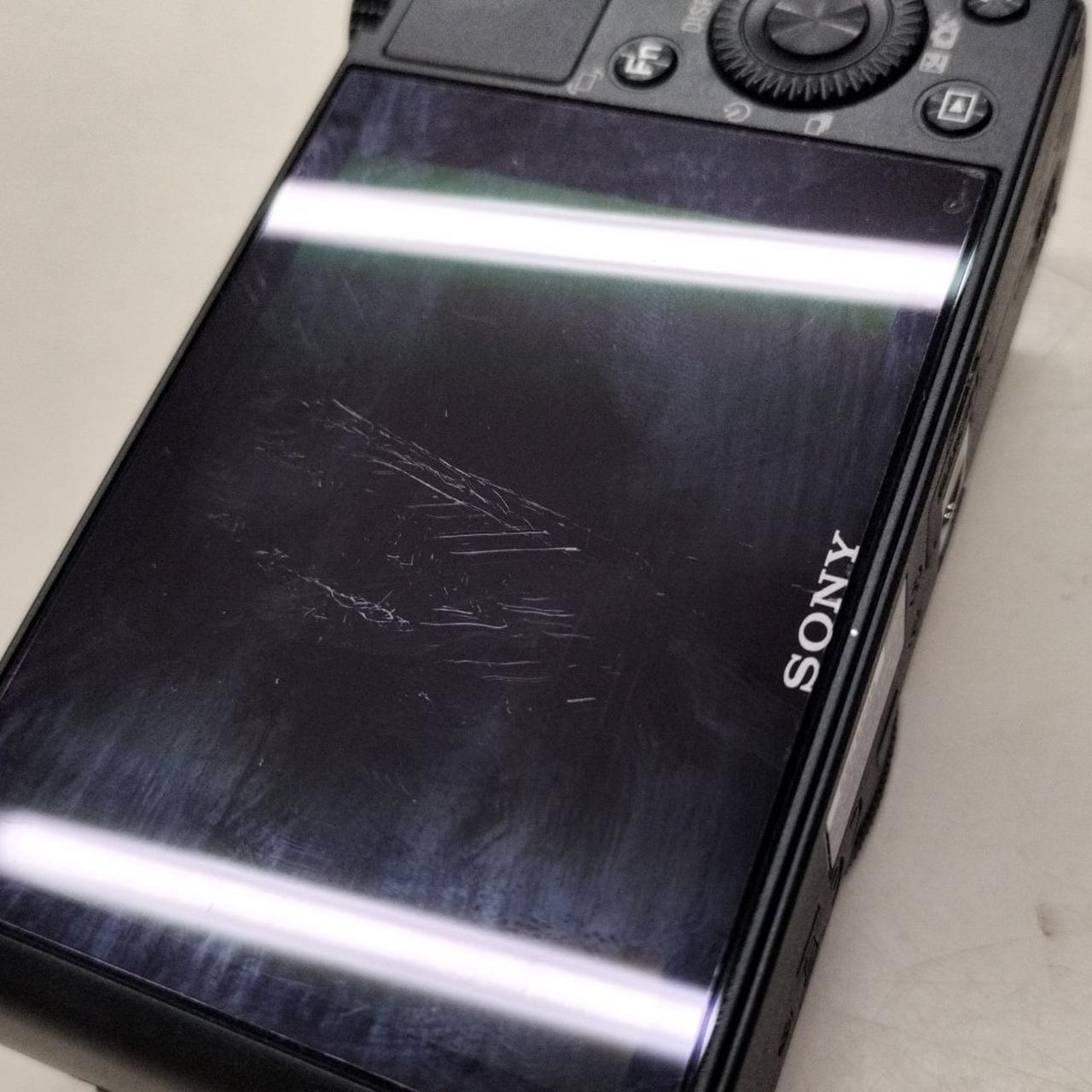 液晶パネルキズあり