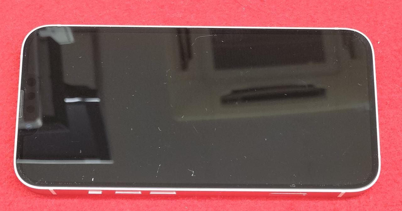 表面キズあります。