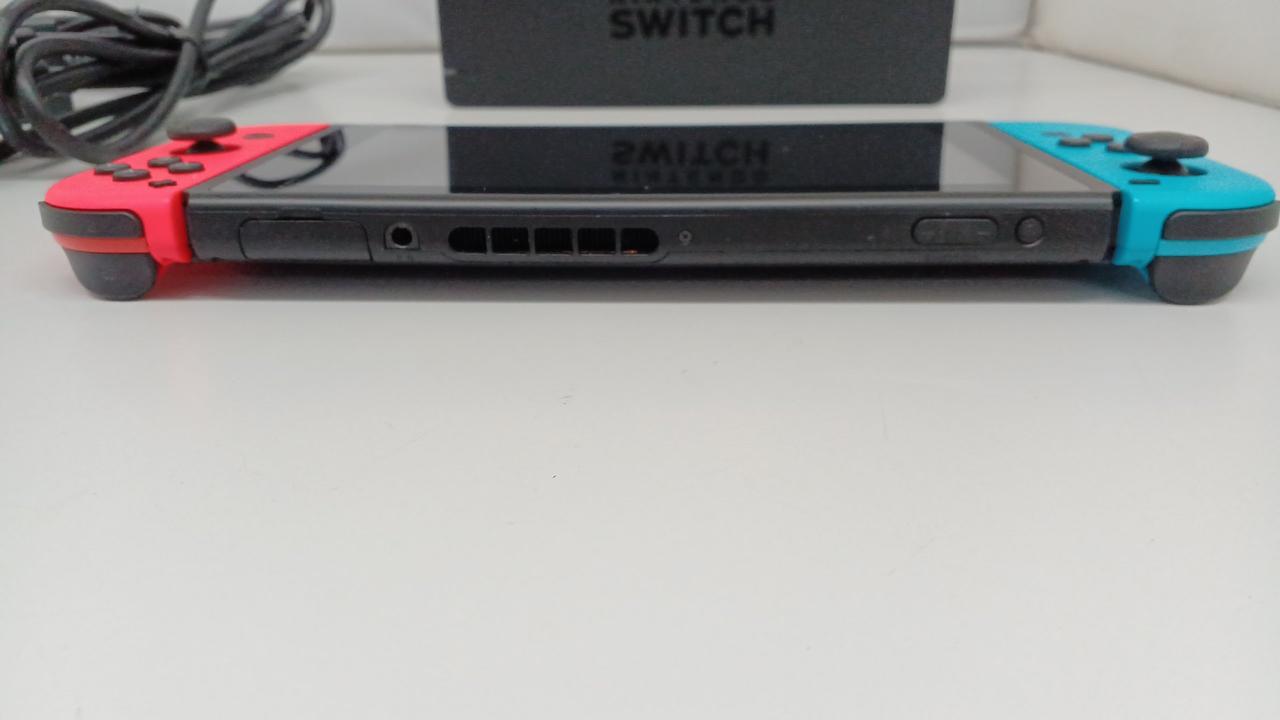 【値下げ不可】Nintendo Switch 一式 Nintendo Switch 任天堂 [グレー] [型番:HAD-S-KAAAH]【新品