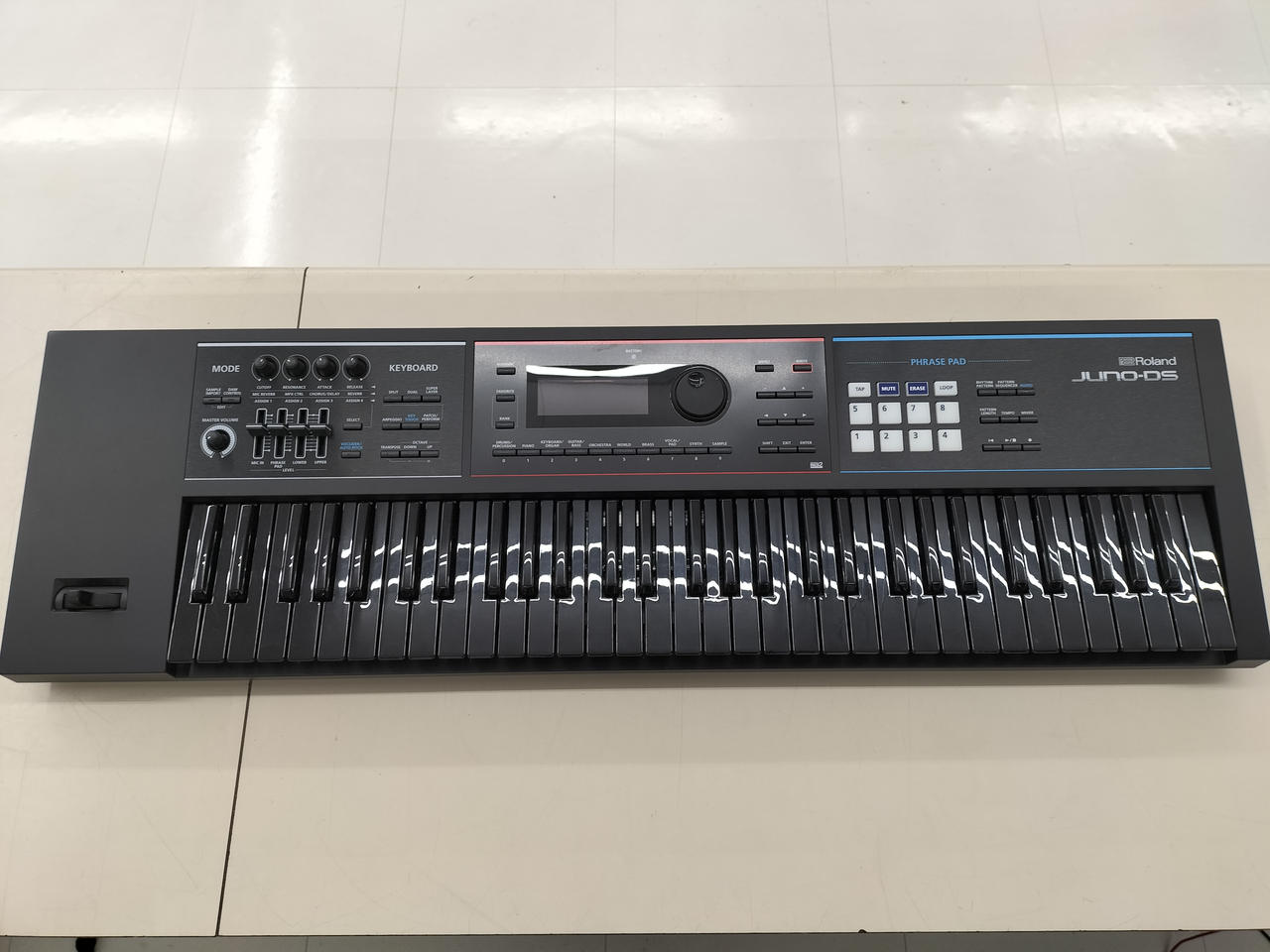 【中古】Roland シンセサイザー D-50 ハードケース・取説・音色カード Yahoo!オークション -「roland d-50」(キーボード、シンセサイザー