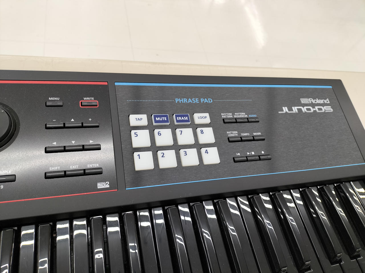 【中古】Roland シンセサイザー D-50 ハードケース・取説・音色カード Yahoo!オークション -「roland d-50」(キーボード、シンセサイザー