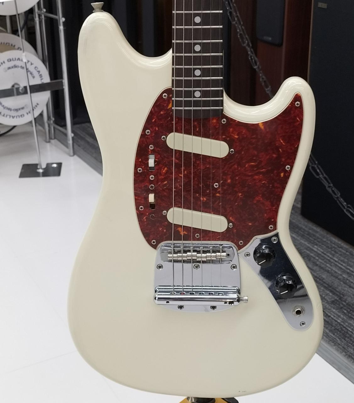 Fender Japan ムスタング キズ多め Fender Japan ムスタング キズ多め Fender Japan ムスタング