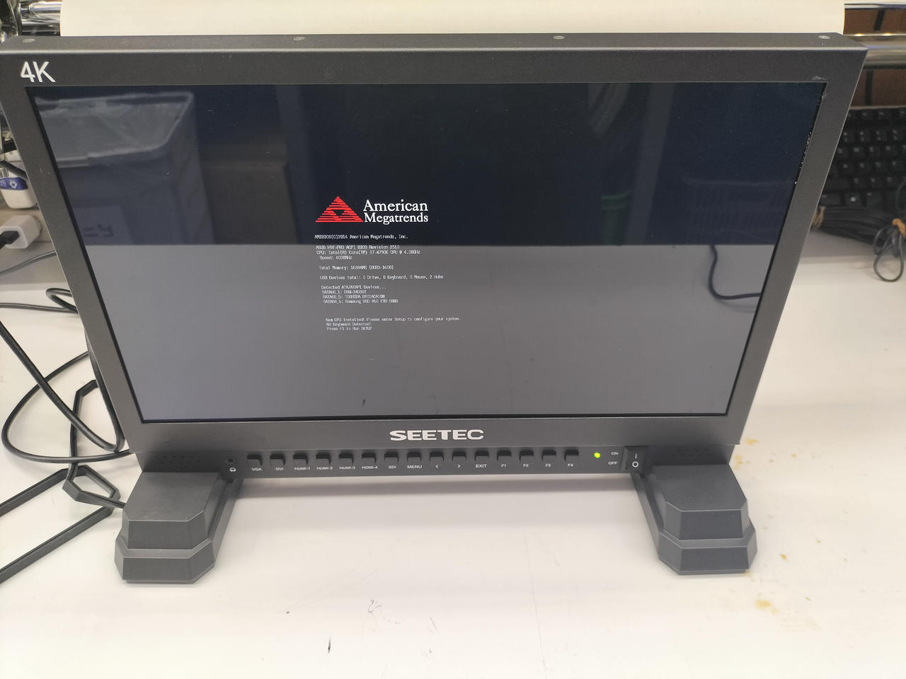seevo ディスプレイ 本体 Amazon.co.jp: Viewturbo 有機elモバイルモニター 13.3インチ 2K