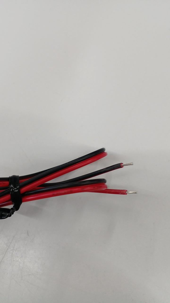 電源ケーブル形状、ご注意ください