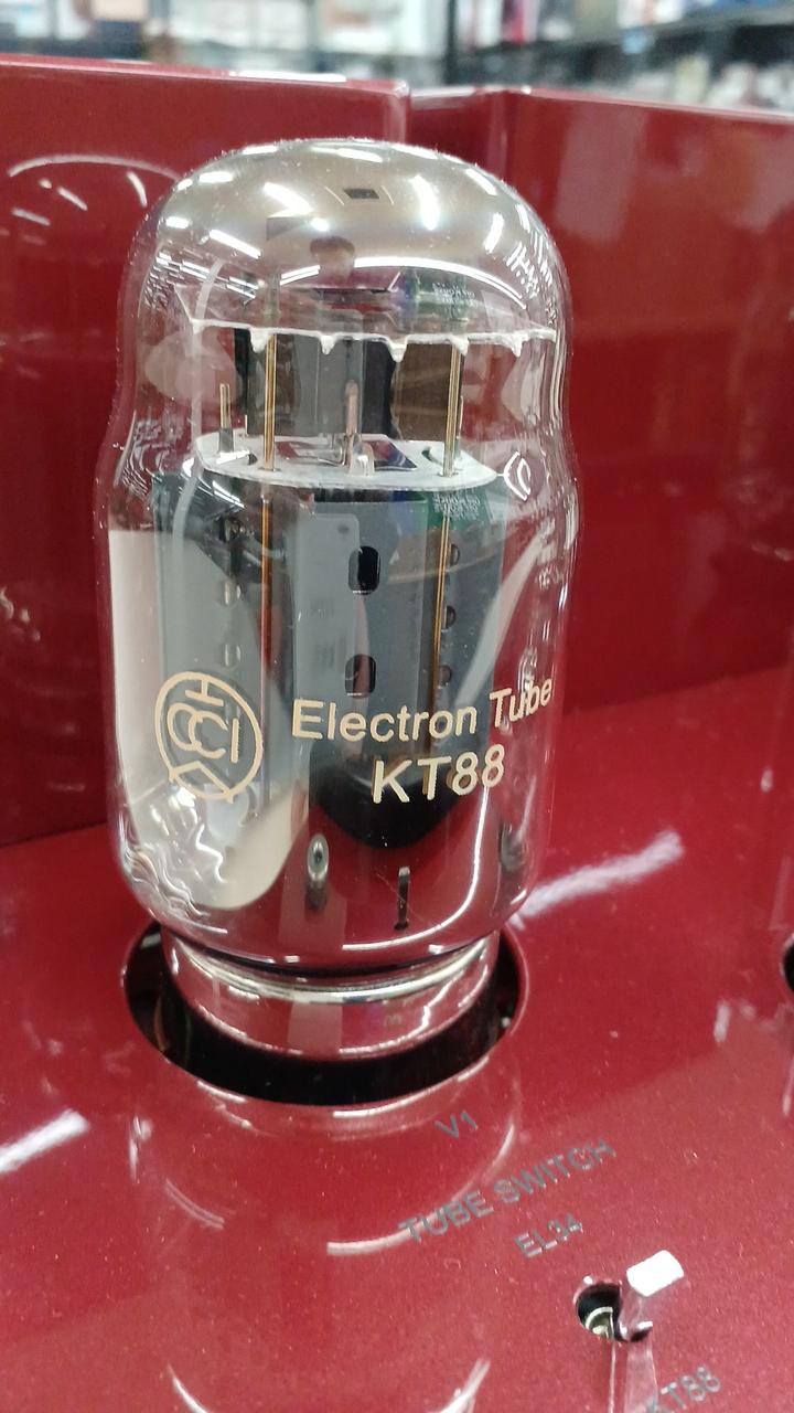 KT88管使用しています。