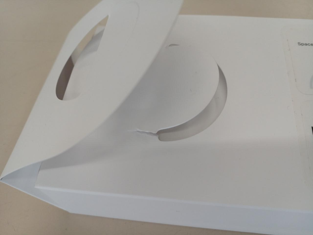 箱破れあります