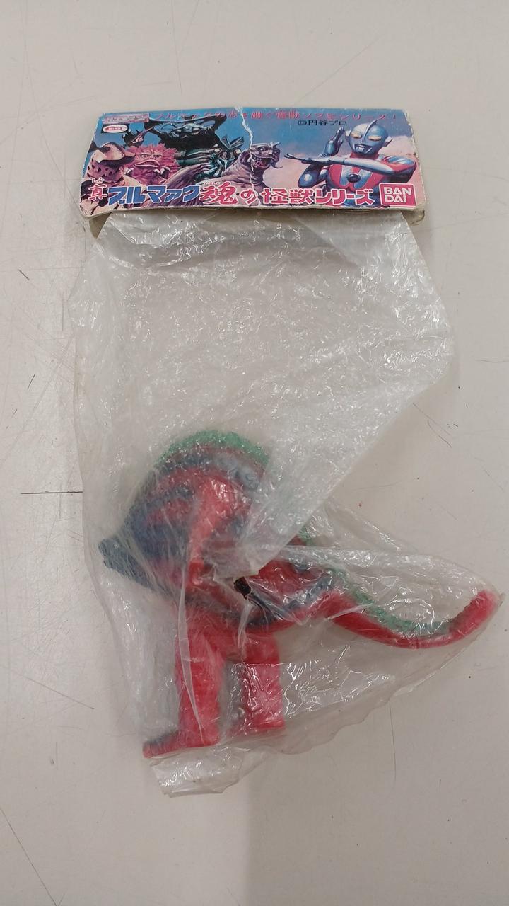 経年による袋にクスミや穴あきあります