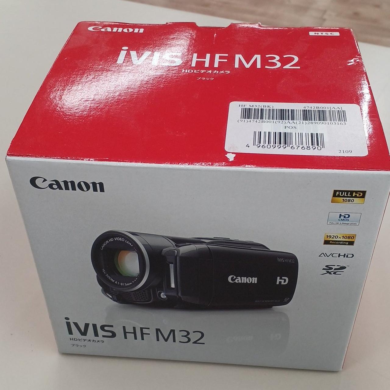 外箱に緩衝材を巻いて発送します