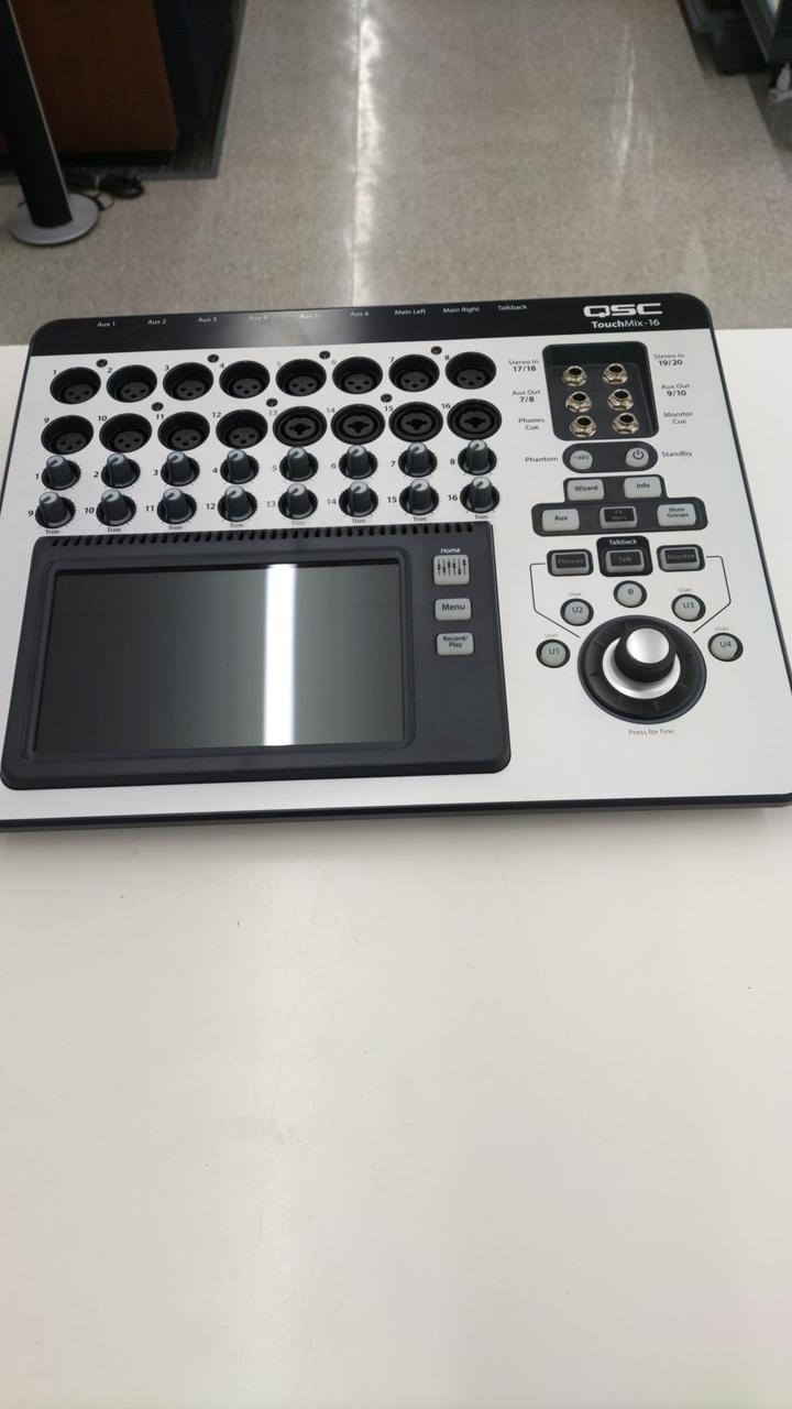 QSC 型番：TOUCHMIX-16 デジタルミキサー