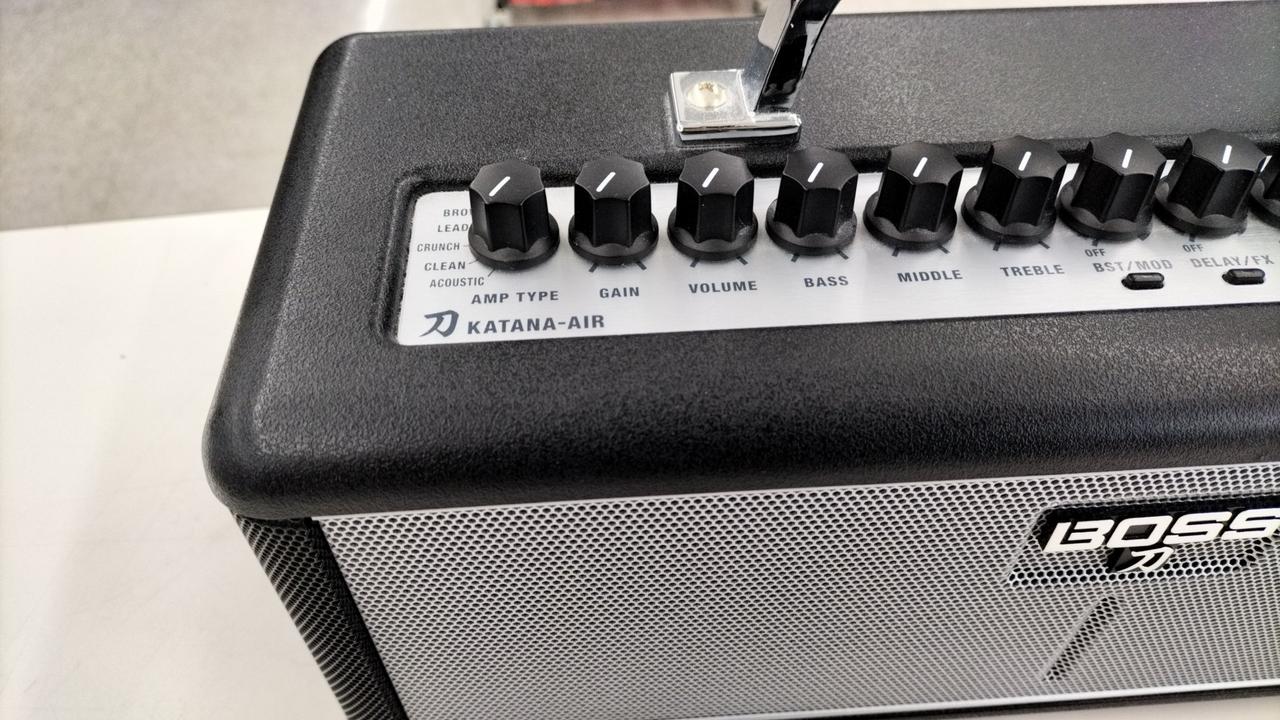 BOSS - 【尾張小牧店】【楽器】 中古 BOSS | ボス アンプ KATANA-AIR 【473】 ボス(BOSS)|ワイヤレスギターアンプ|HARDOFFオフモール（オフモ