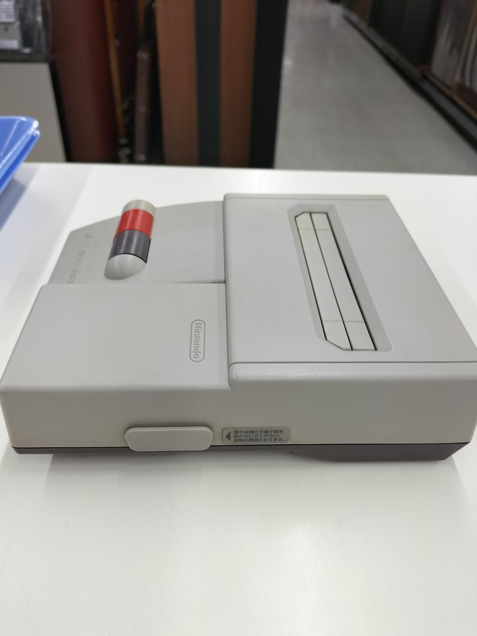 ★レア★　任天堂　ニューファミコン　ニンテンドー ☆レア☆任天堂ニューファミコンニンテンドー