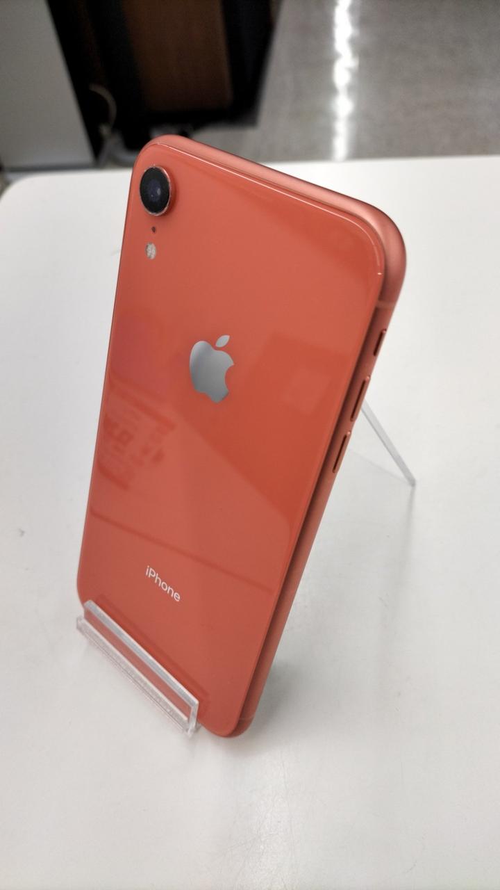 アップルコンピュータジャパン(APPLE)|SOFTBANK IPHONEXR