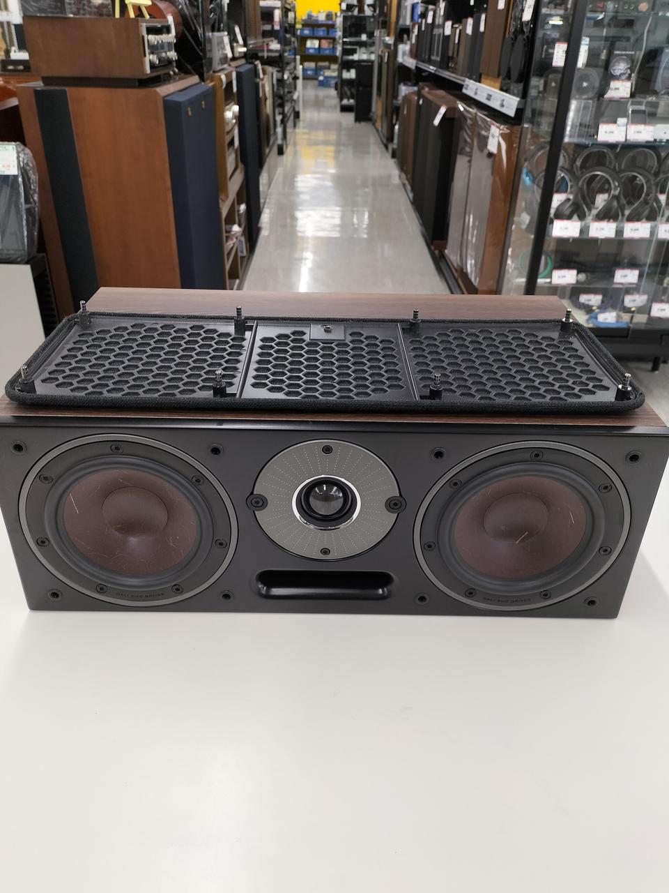 【とし♪ 】Dali LEKTOR LCR センタースピーカー ダリ DALI LEKTOR/LCR センタースピーカー @47294 / 中古