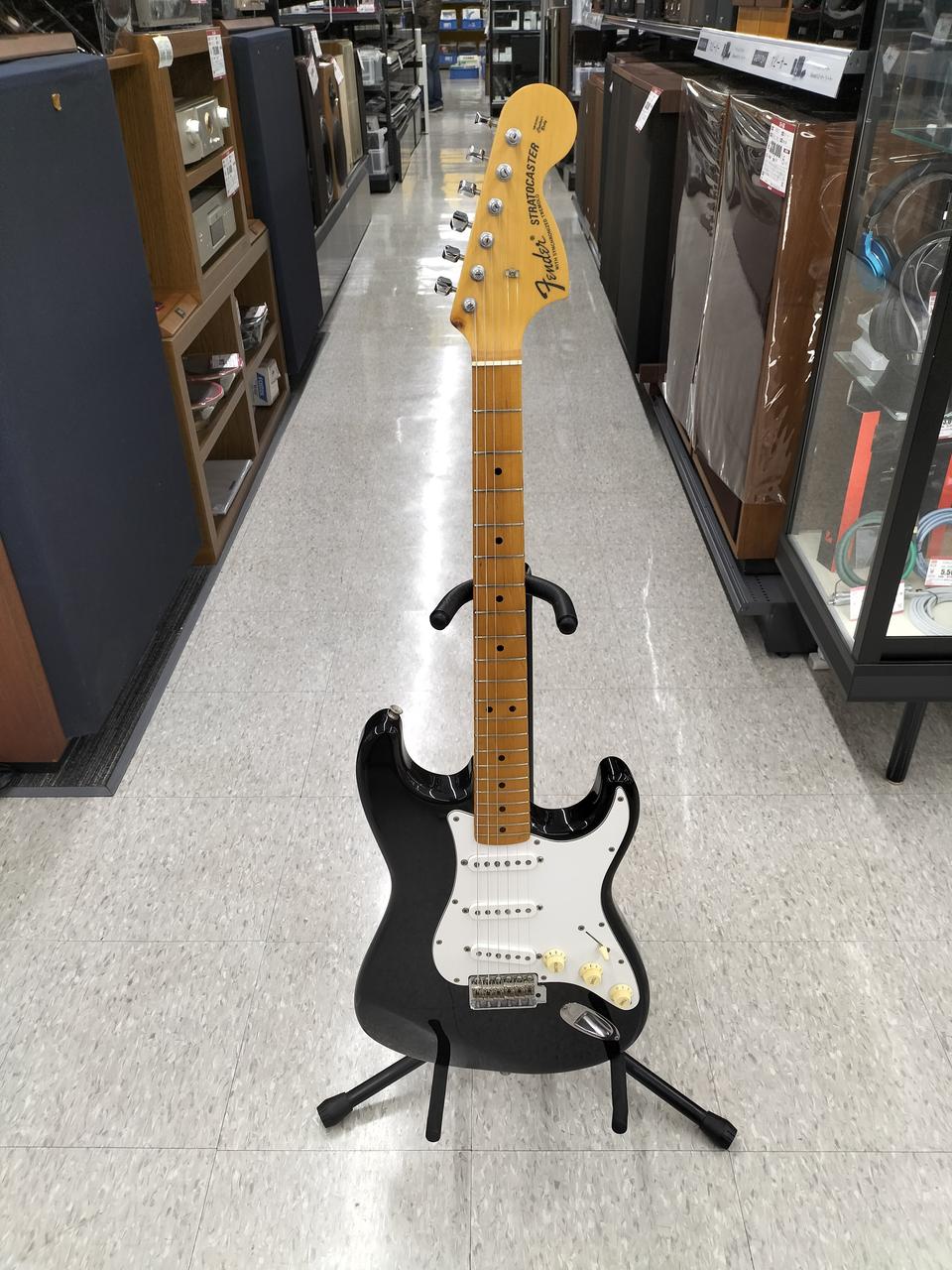 フェンダー ジャパン MST72-35 ストラトキャスター Fender Japan フェンダージャパン ST72 VWH ストラトキャスター