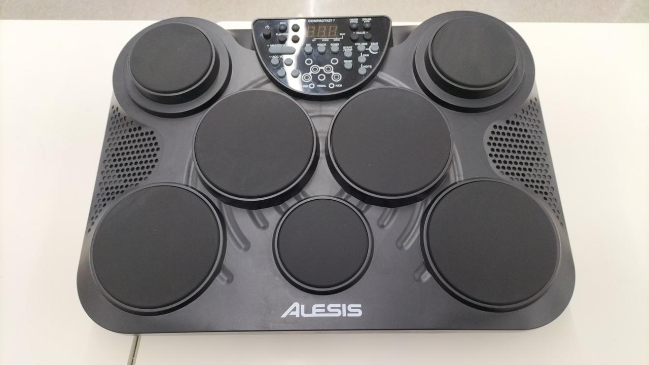 ALESIS COMPACTKIT7 ポータブル 電子ドラム Alesis CompactKit7 電子ドラム スピーカー内蔵 ポータブル