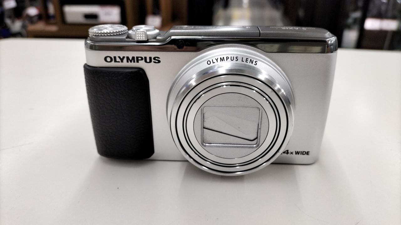 デジタルカメラ OLYMPUS 5-AXIS IS 光学式5軸手ぶれ補正を搭載したプレミアムデザインカメラ「OLYMPUS