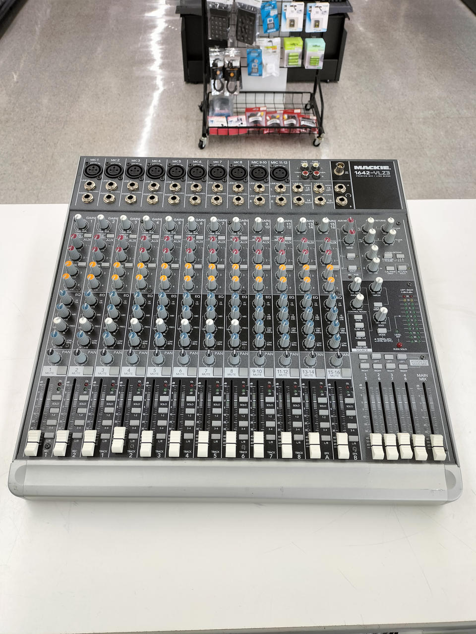 MACKIE 1604-VLZ3 マッキー ミキサー 通電確認済