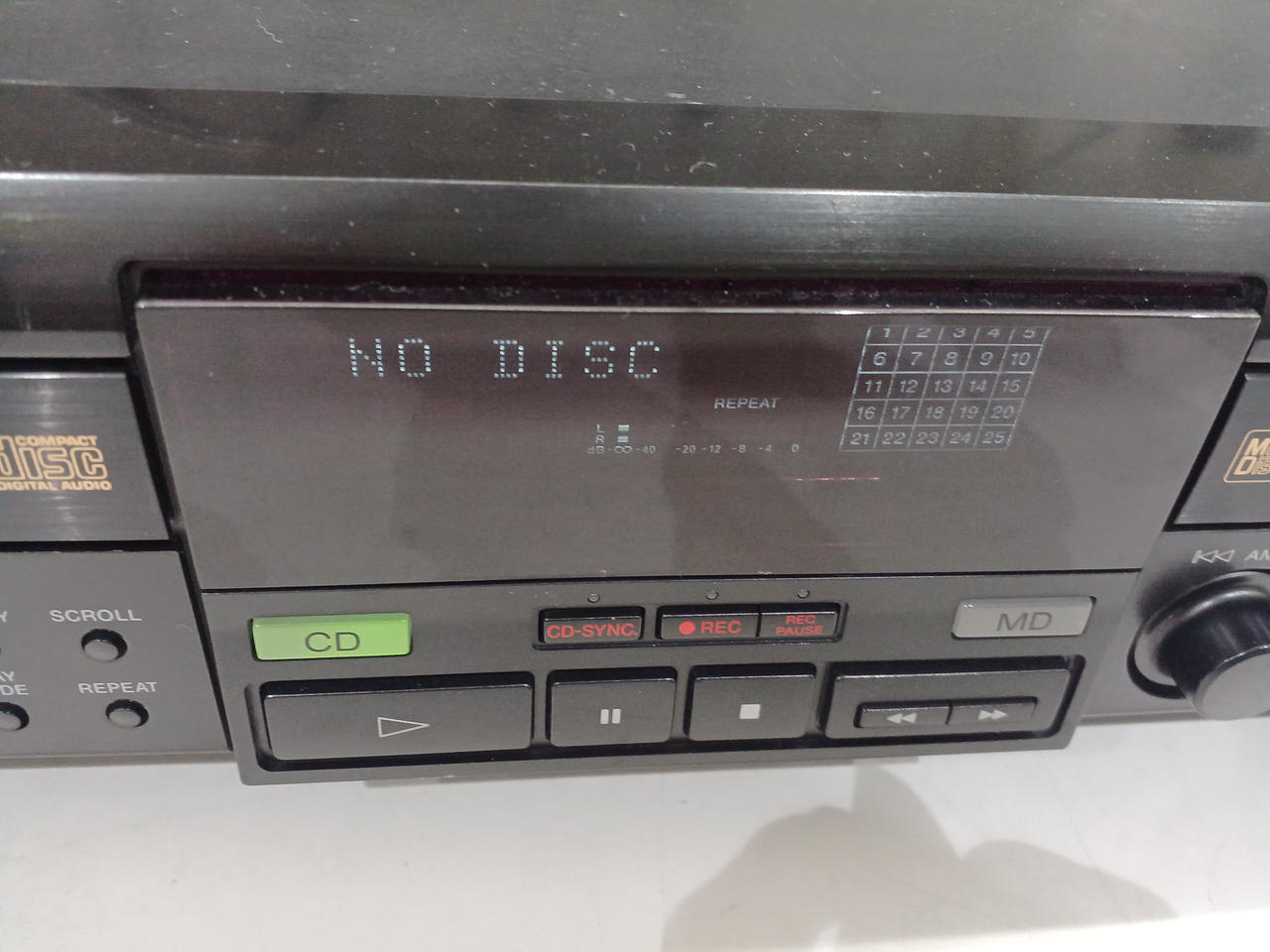 SONY 型番：MXD-D1 ※ジャンク※CD/MDデッキ CDプレーヤー・CD