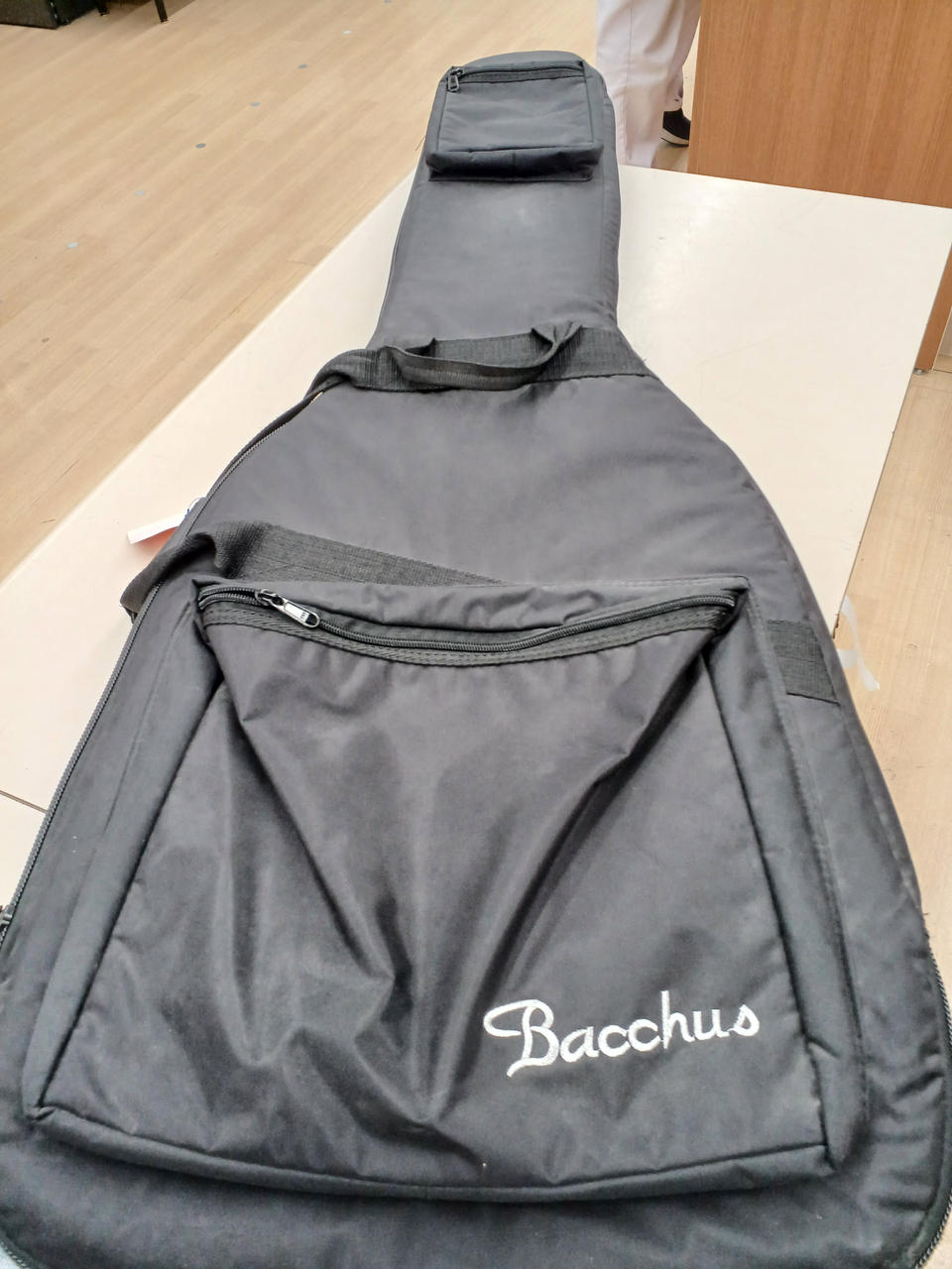 バッカス(BACCHUS)|エレキベース|HARDOFFオフモール（オフモ