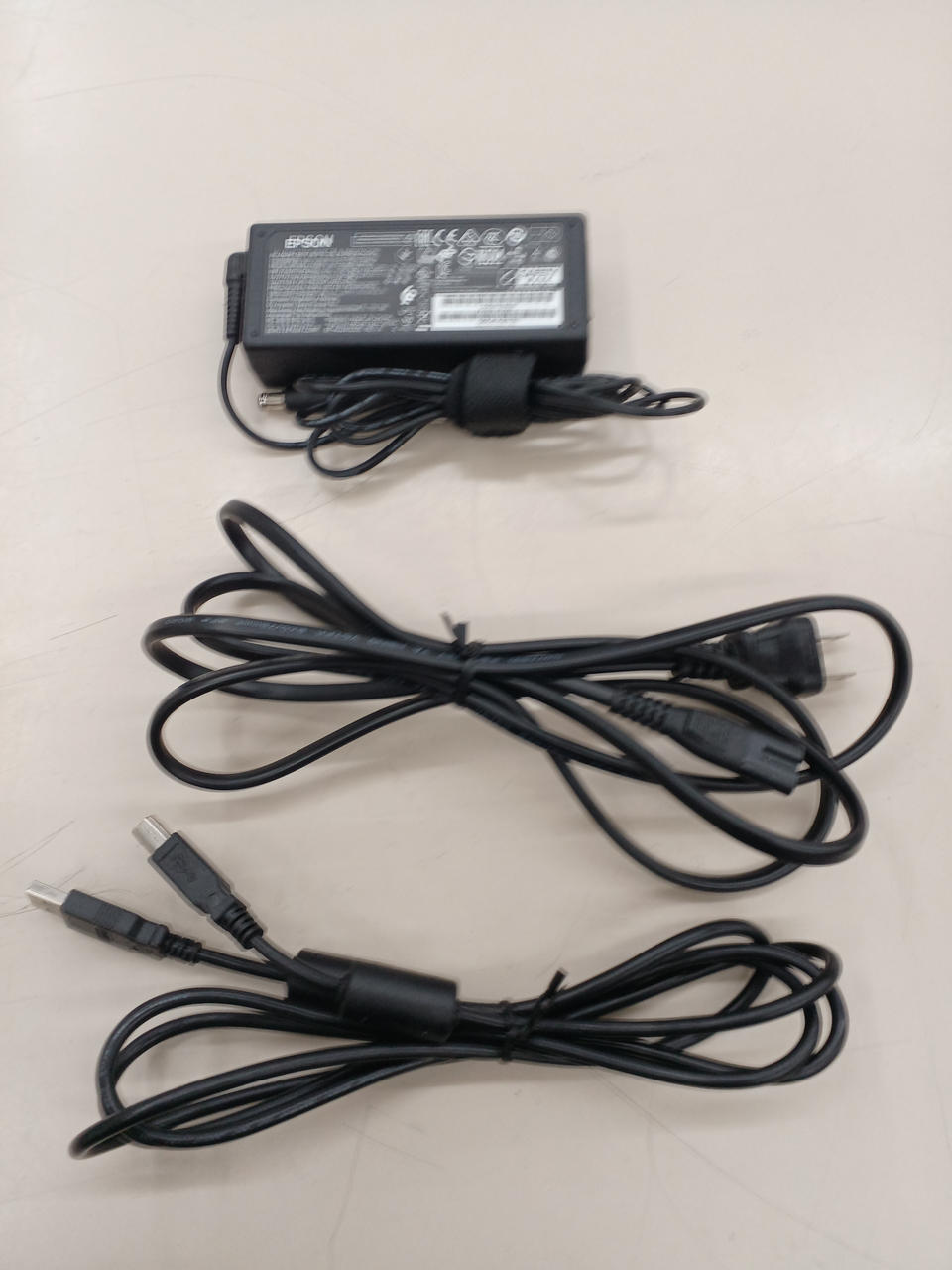 (最終値下げ2/7まで出品)EPSON超小型170Ei5 8G/SSD240G 最終値下げ2/7まで出品)EPSON超小型170Ei5 8G/SSD240G