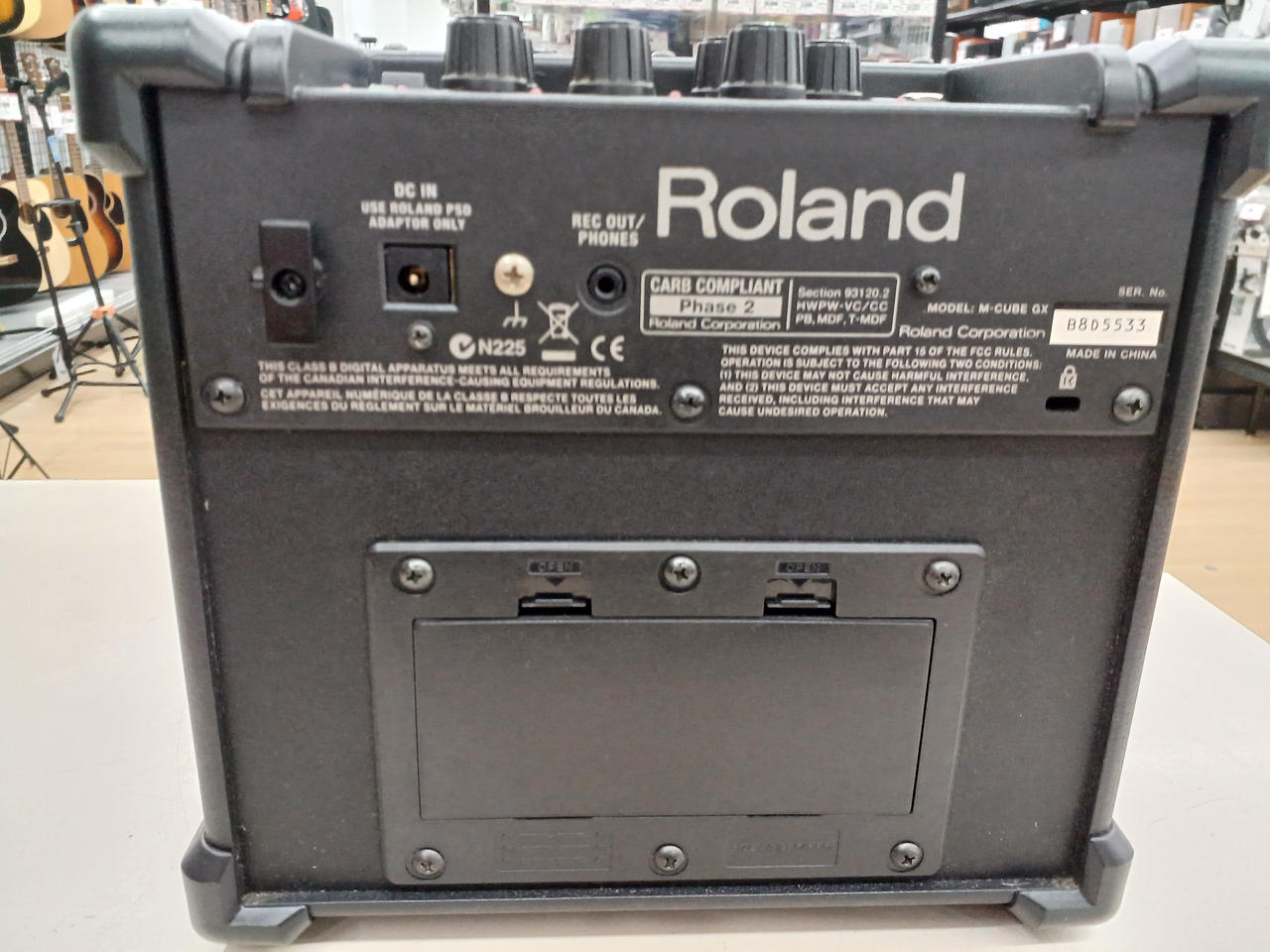 Roland AC33 最終セール22時まで　売れなければ捨てます Roland AC33 最終セール22時まで 売れなければ捨てます - メルカリ